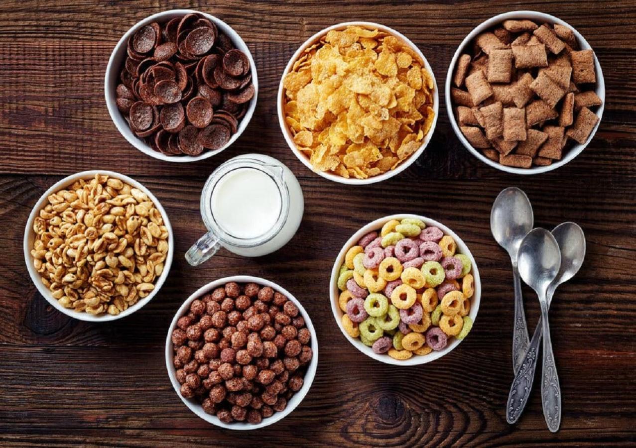 Phosphorion Hotell Istanbul Exteriör bild Various breakfast cereals