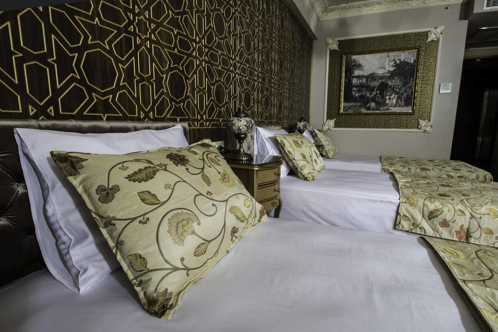 Phosphorion Hotell Istanbul Exteriör bild A room at the hotel